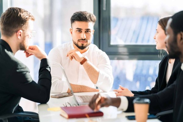 Devenir dirigeant d'une SAS : Quel est le profil idéal ?